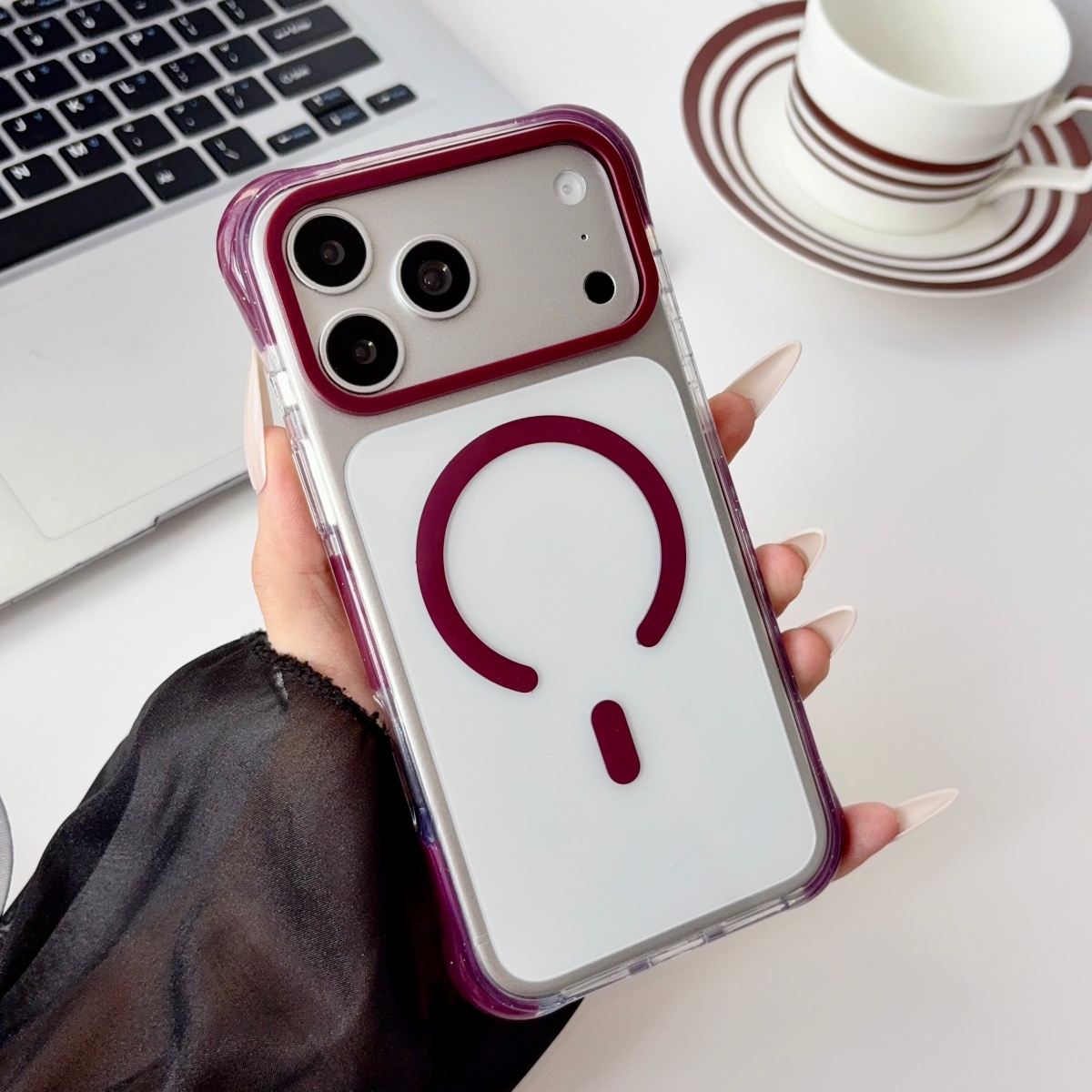 Custodia Magnetica Trasparente - Rugged Armor Case recensione e prezzo