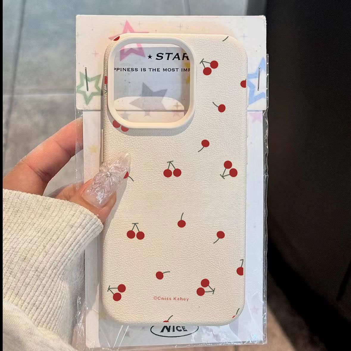 Simpatico cartone animato Cher - Cute Anime Case recensione e prezzo