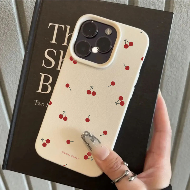 Simpatico cartone animato Cher - Cute Anime Case recensione e prezzo