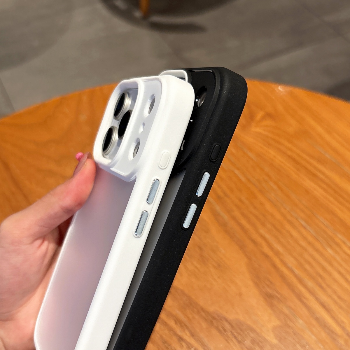 Custodia antiurto di lusso opa - Rugged Armor Case recensione e prezzo