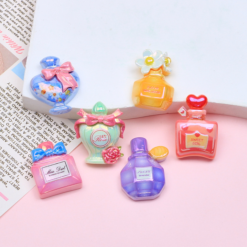 10 pezzi di ciondoli in resina - Phone Cases With Charms recensione e prezzo